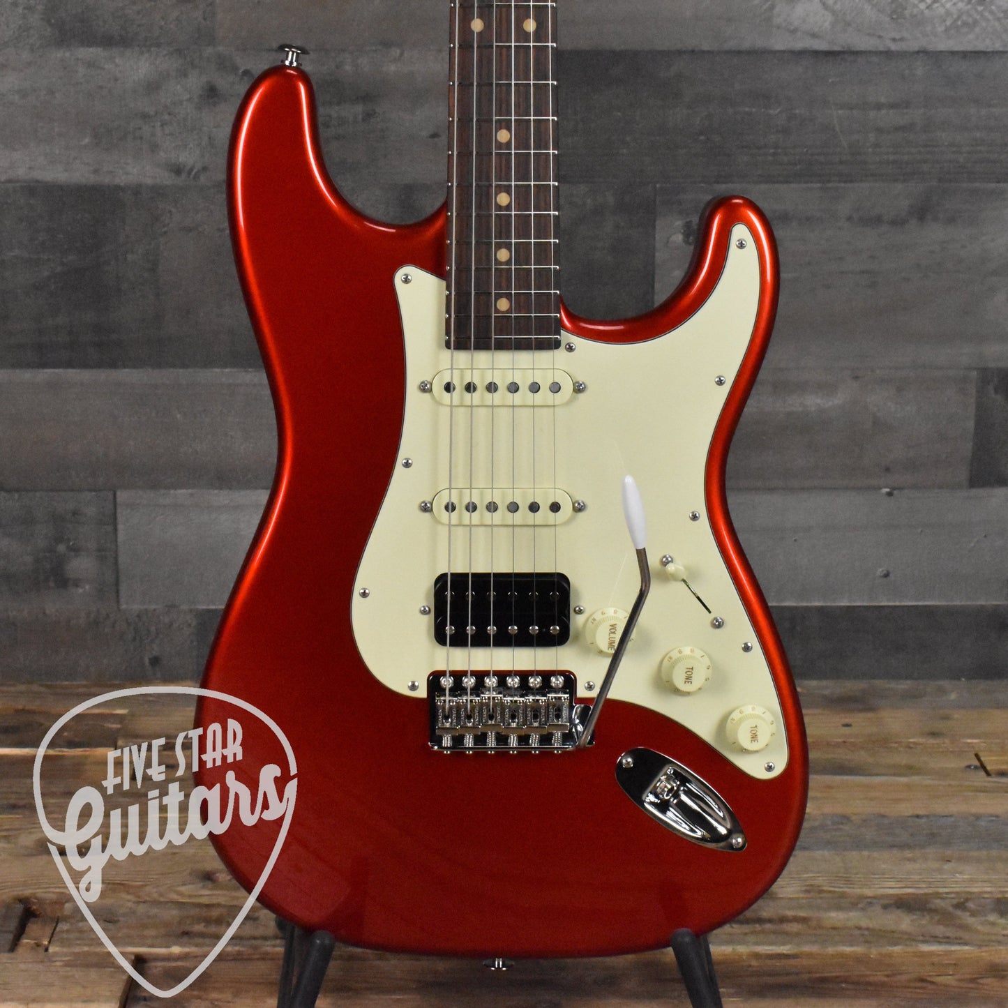 Suhr Classic S Vintage LTD - Candy Apple Red with Gig Bag