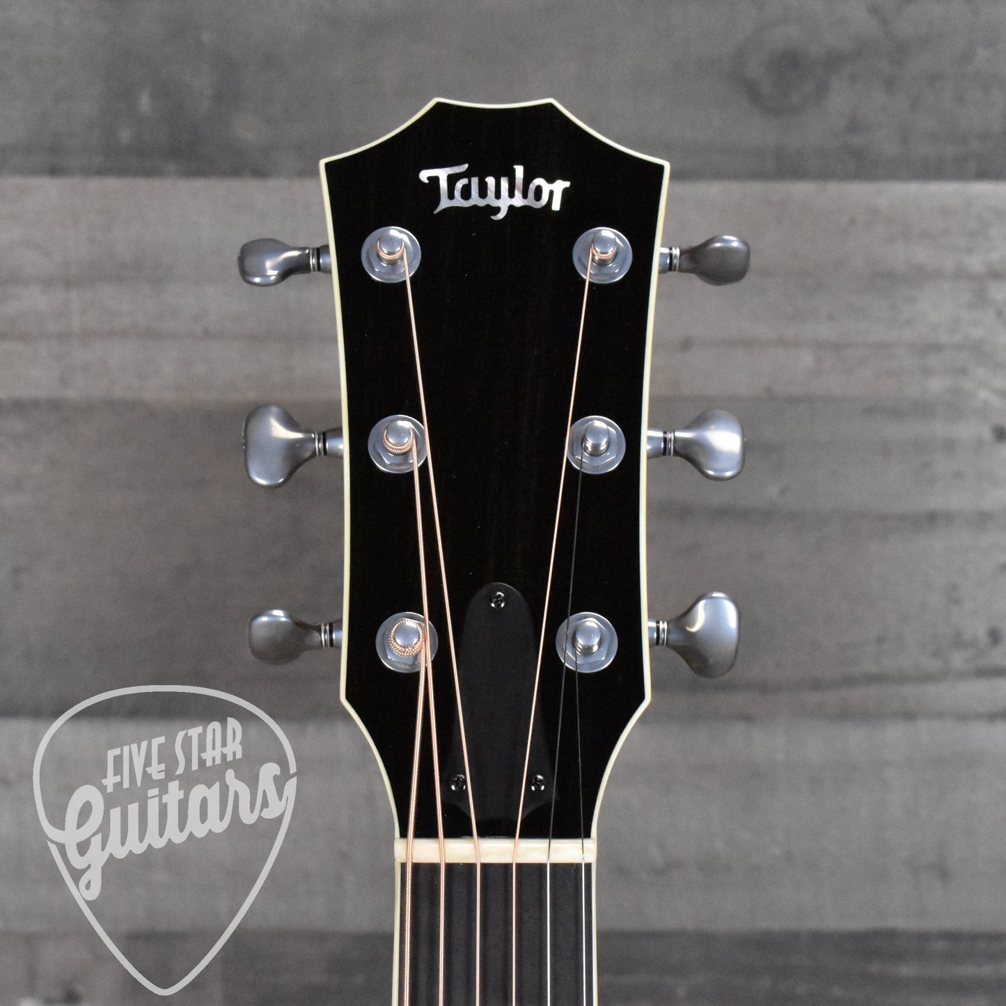 Taylor Five Star Select Custom Grand Pacific - Sitka Spruce/Honduran Rosewood with Western Hard Shell Case