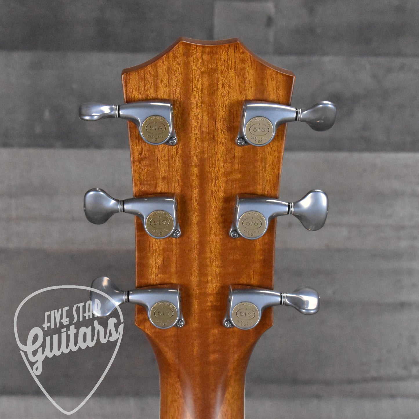 Taylor Five Star Select Custom Grand Pacific - Sitka Spruce/Honduran Rosewood with Western Hard Shell Case