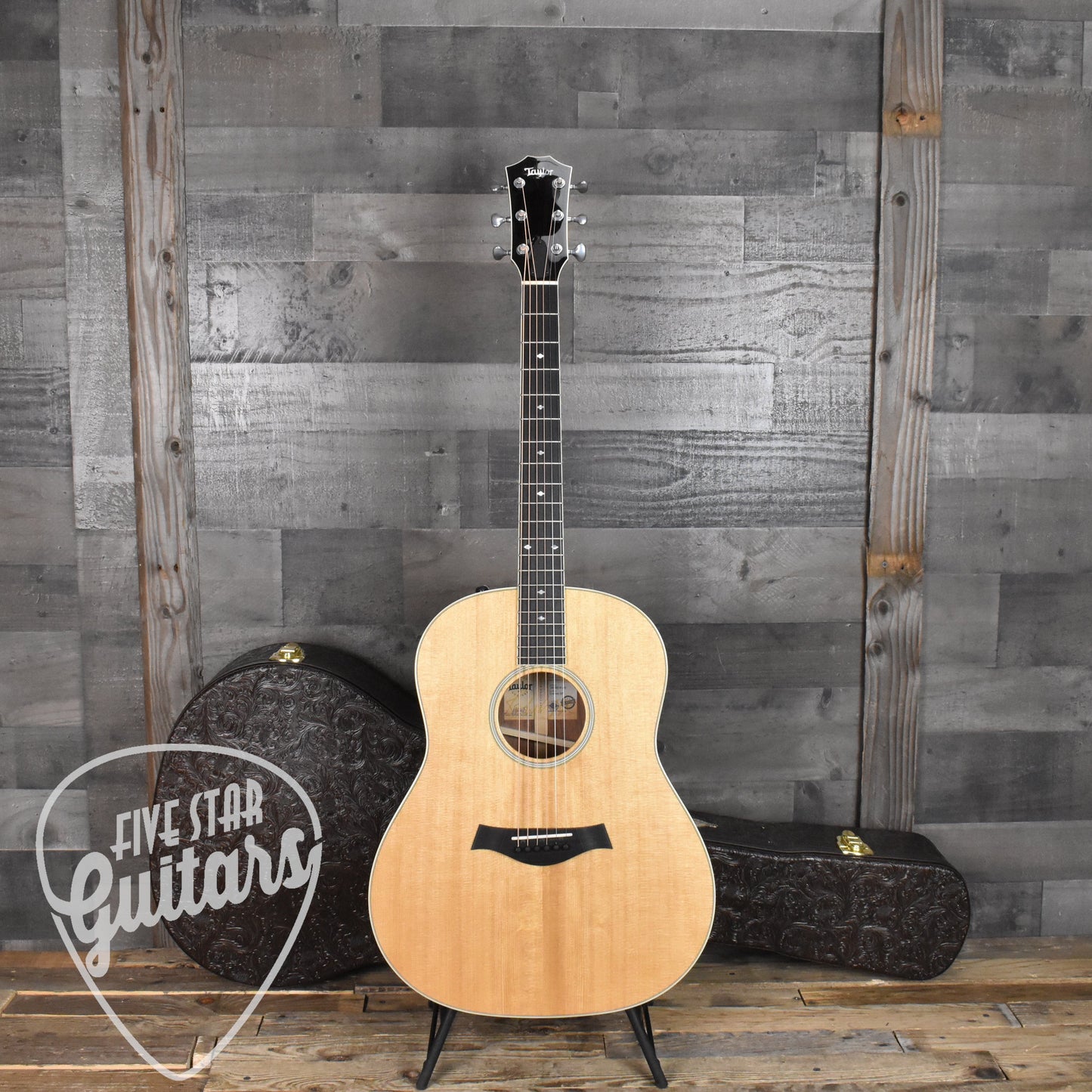 Taylor Five Star Select Custom Grand Pacific - Sitka Spruce/Honduran Rosewood with Western Hard Shell Case