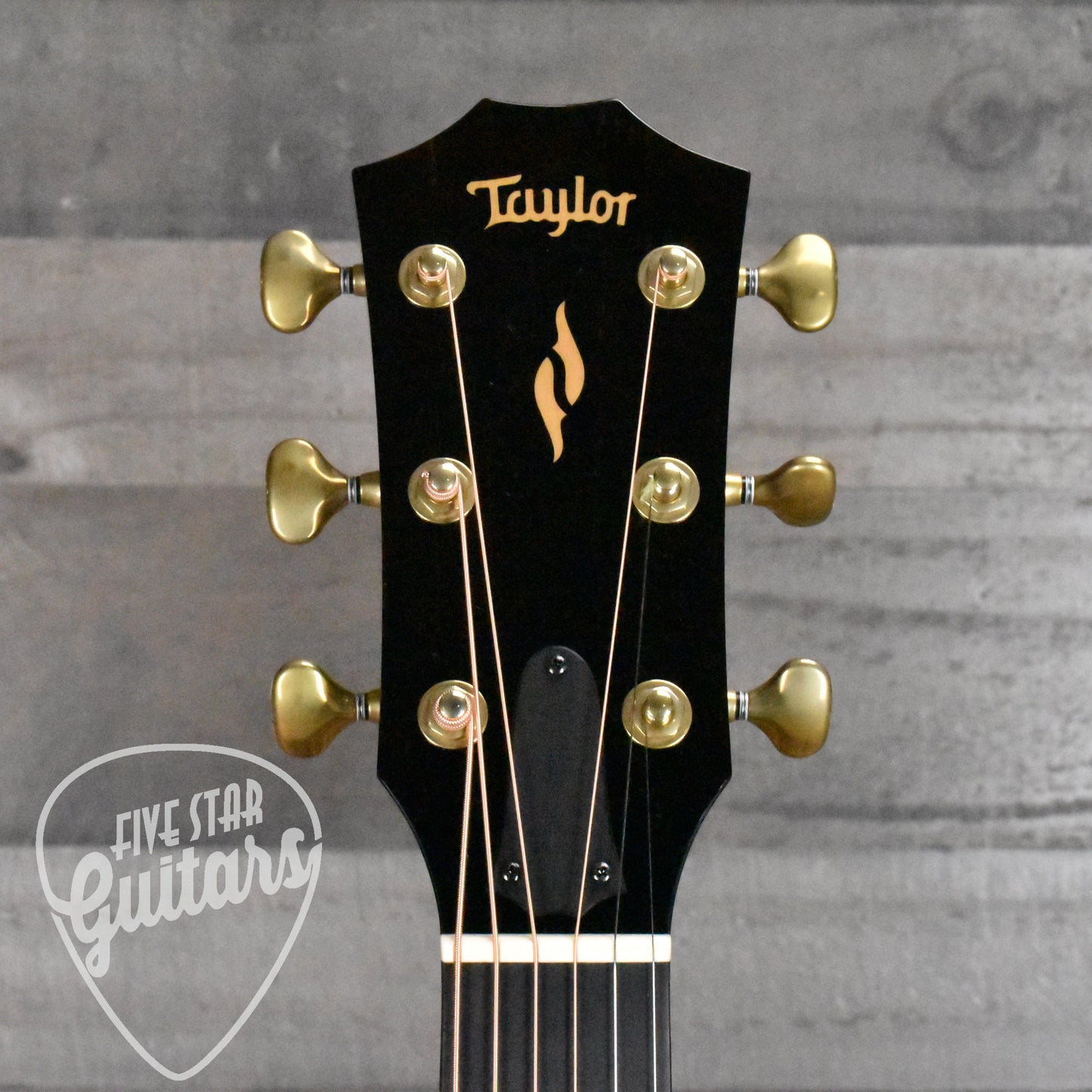 Taylor Custom Grand Auditorium LTD Five Star Select - Sitka Spruce/Walnut with Hard Shell Case