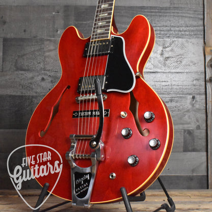 Gibson 1964 ES-335 Reissue with Bigsby - 60s Cherry VOS NH with Hard Shell Case SN: 0005