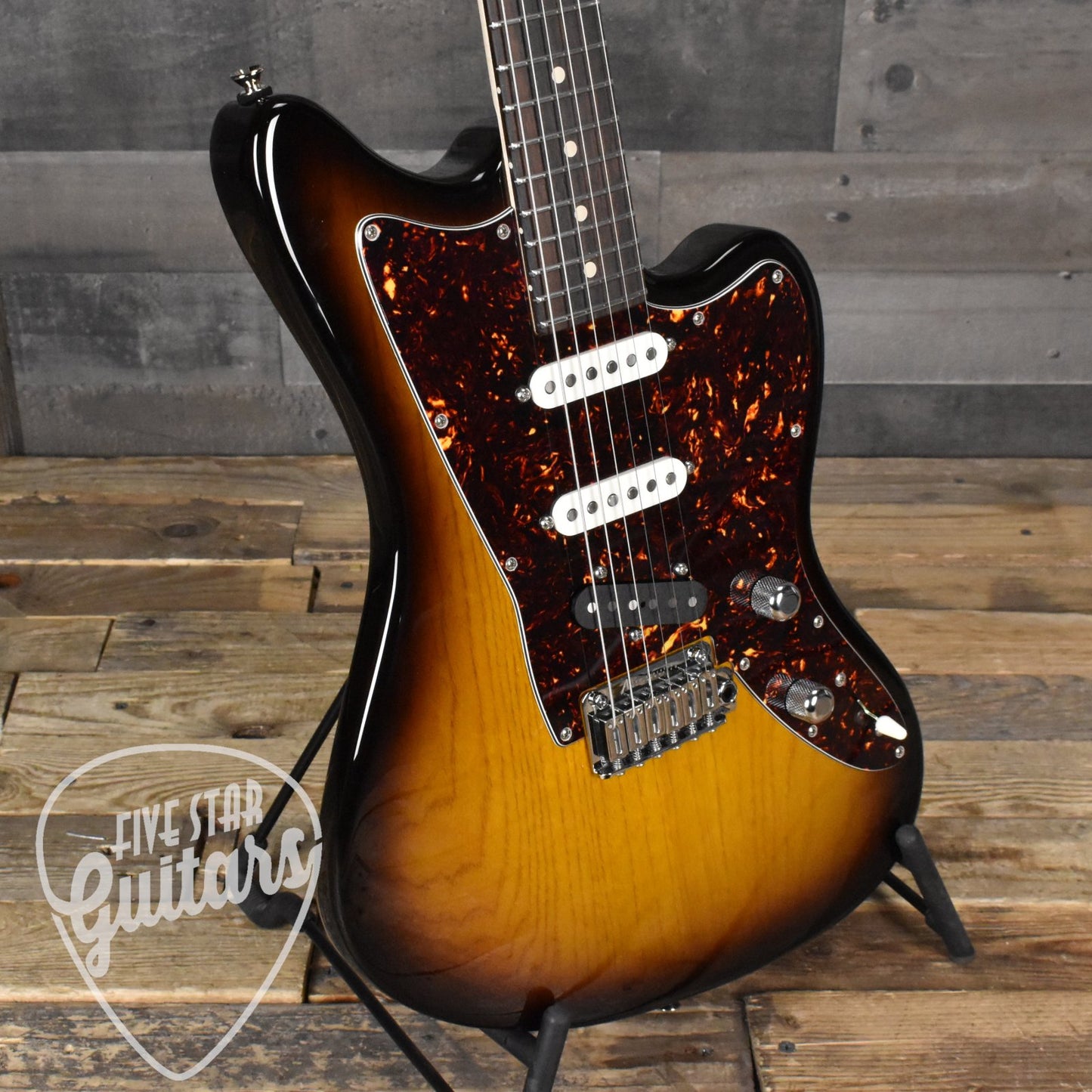 Tom Anderson Raven Classic Shorty - Trans Amber to Tobacco Burst with Hard Shell Case