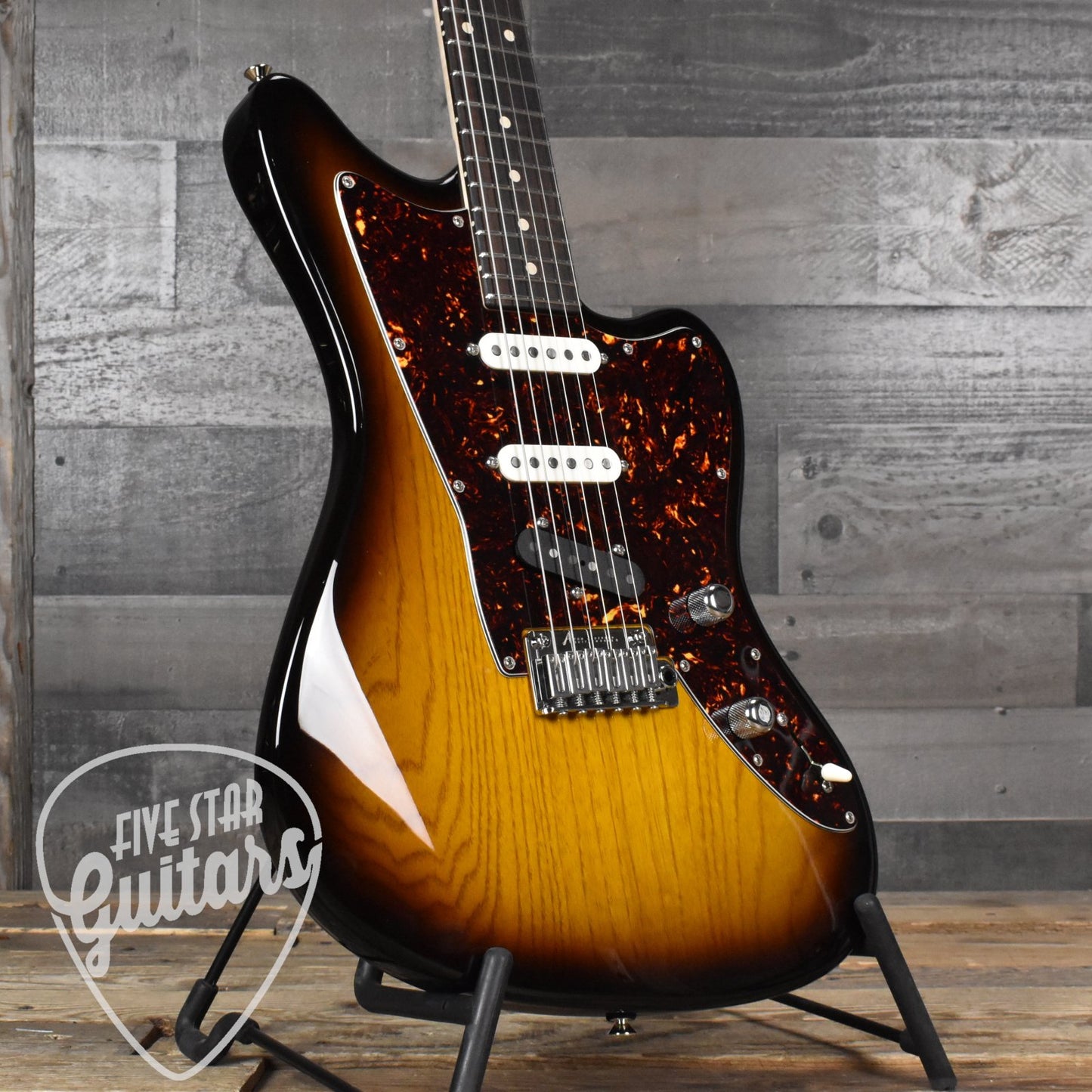 Tom Anderson Raven Classic Shorty - Trans Amber to Tobacco Burst with Hard Shell Case