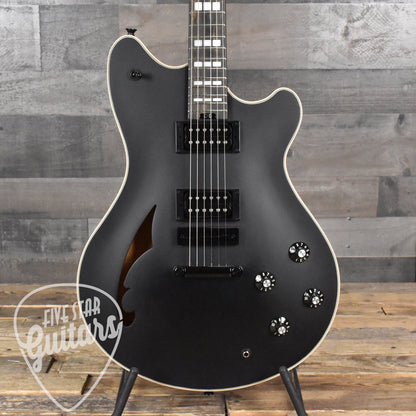 EVH SA126 Special - Stealth Black With Hard Shell Case