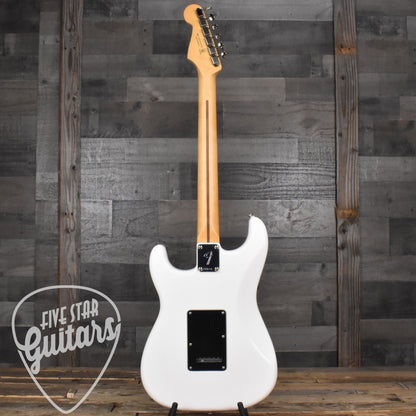 Fender Player II Stratocaster, Maple Fingerboard - Polar White