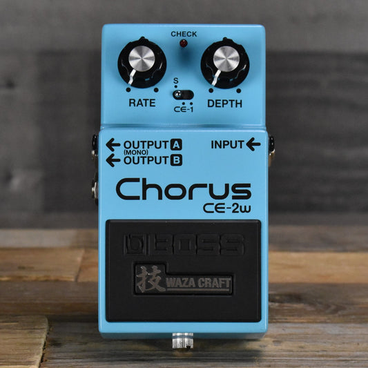 Boss CE-2W Waza Craft Chorus Pedal