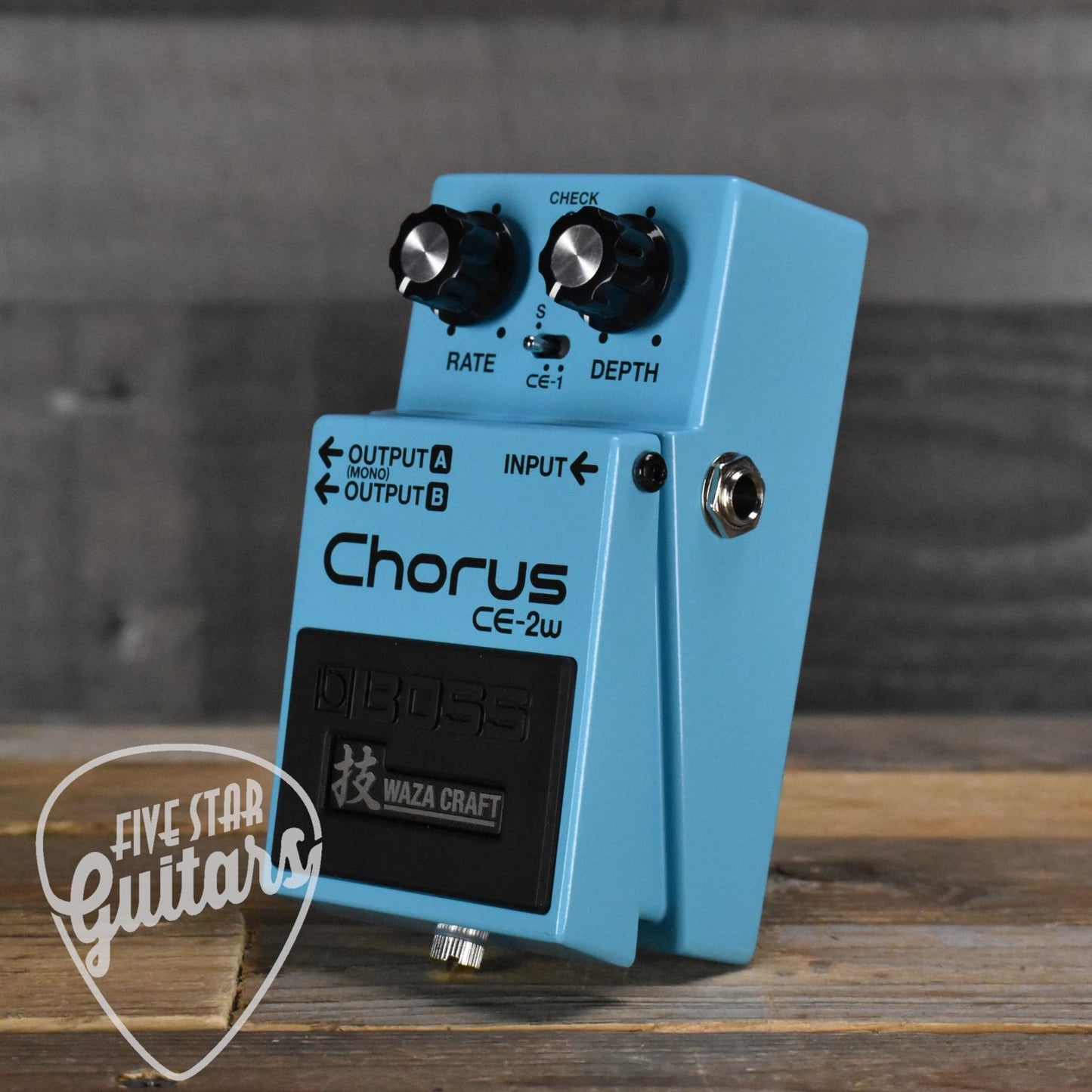 Boss CE-2W Waza Craft Chorus Pedal