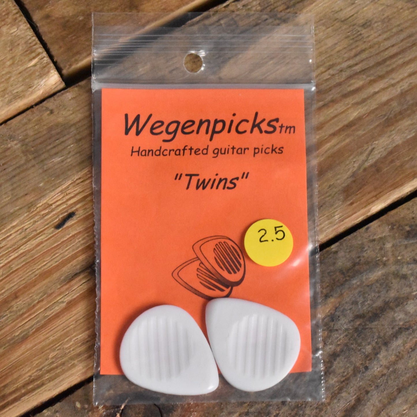 Wegenpicks 2.5mm White "Twins" Mini Gypsy Jazz Pick - 2 Pack - TW250