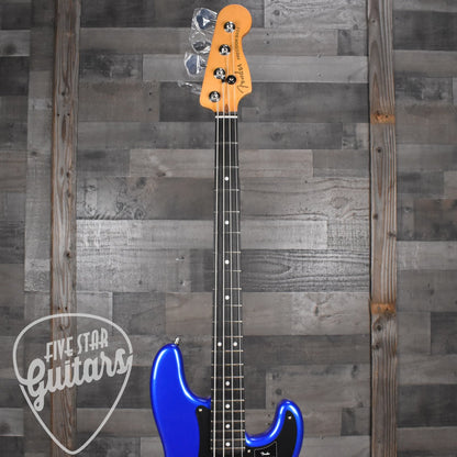 Fender American Ultra II Precision Bass, Ebony Fingerboard - Noble Blue with Deluxe Molded Case