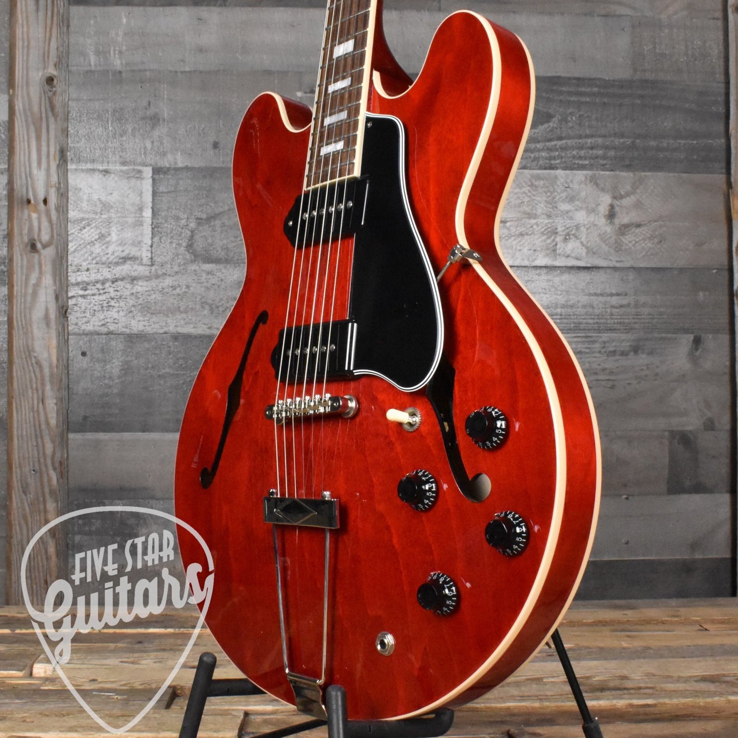 Gibson ES-330 - Sixties Cherry with Hard Shell Case