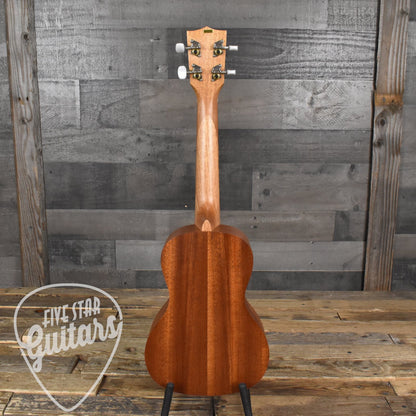 Kala KA-15C Concert Ukulele Bundle - Satin Mahogany