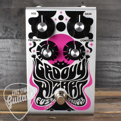 Pre-Owned KittyCaster Groovy Wizard