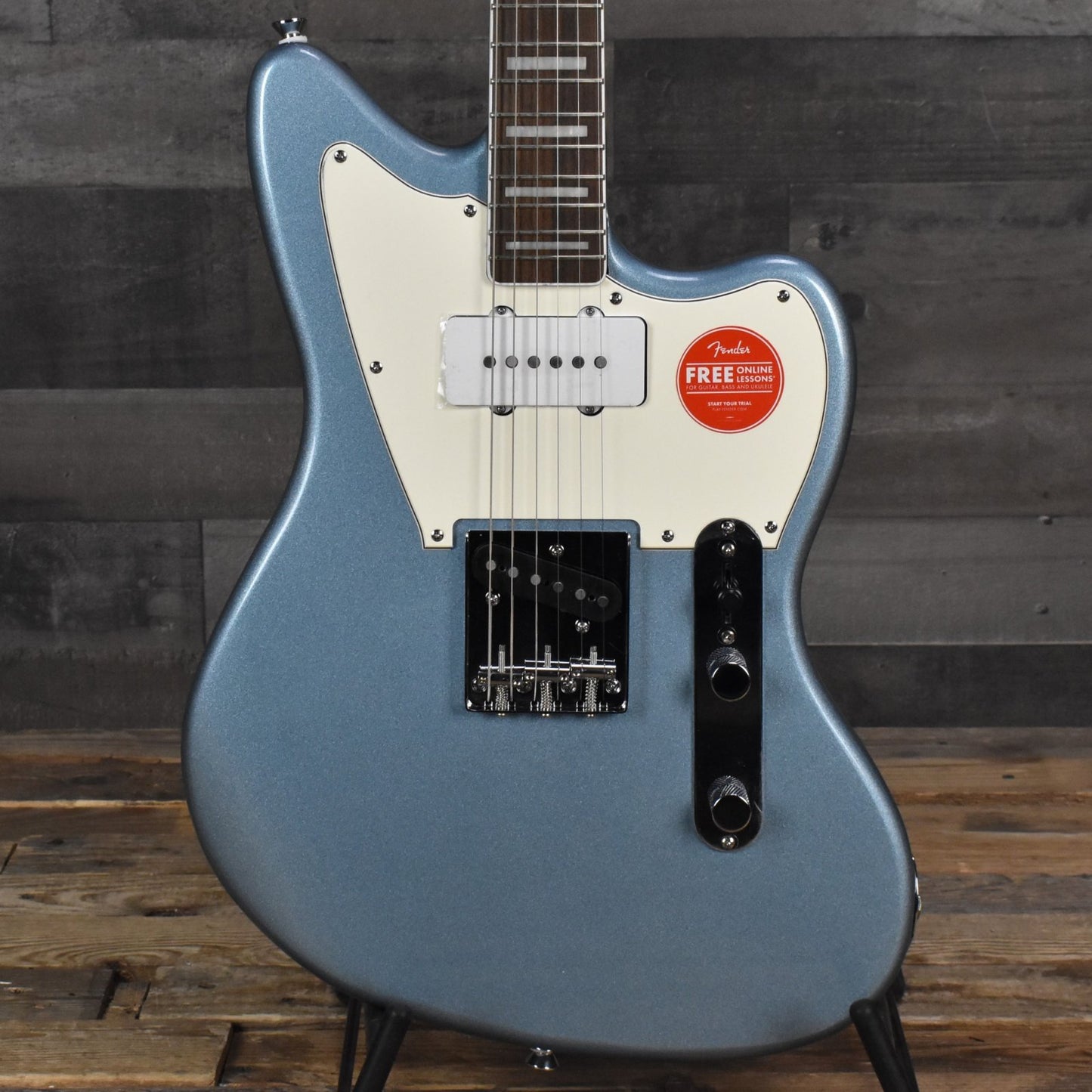 Squier Limited Edition Paranormal Offset Telecaster SJ - Ice Blue Metallic