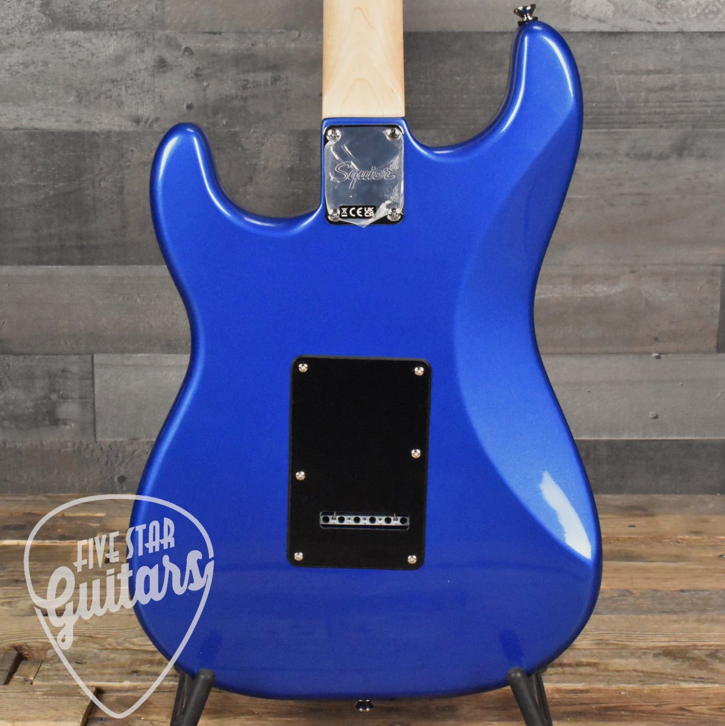 Squier Affinity Stratocaster Maple Fingerboard Black Pickguard - Lake Placid Blue