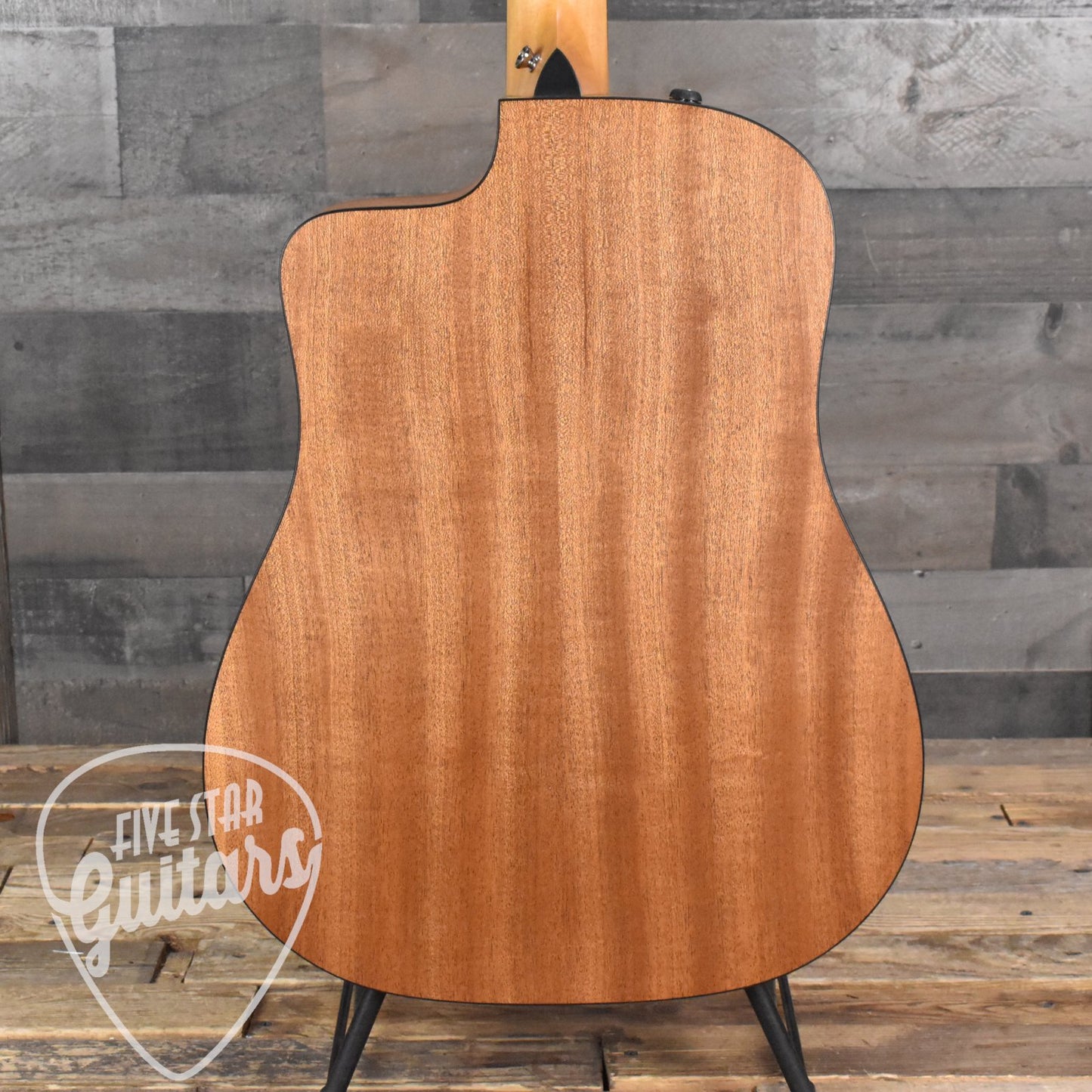 Taylor 150ce - Sapele with Gig Bag