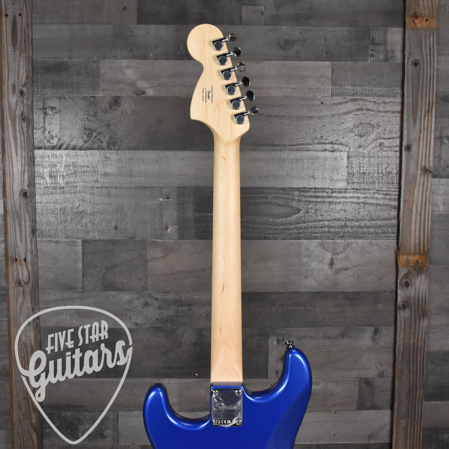 Squier Affinity Stratocaster Maple Fingerboard Black Pickguard - Lake Placid Blue