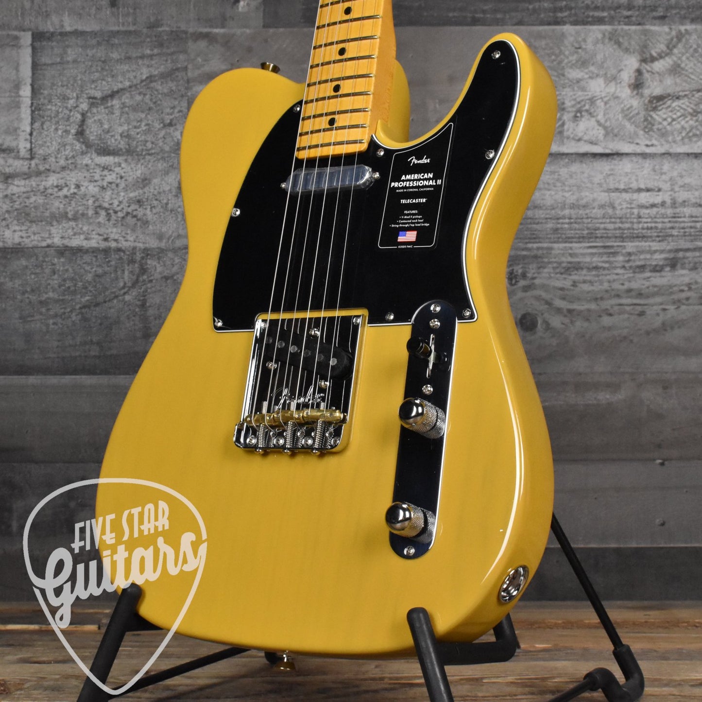 Fender American Professional II Telecaster Maple Fingerboard - Butterscotch Blonde with Deluxe Molded Case