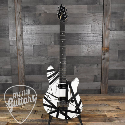 EVH Striped Series Wolfgang - Black and White with Gig Bag