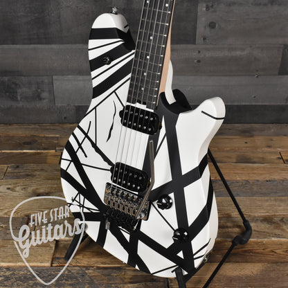 EVH Striped Series Wolfgang - Black and White with Gig Bag