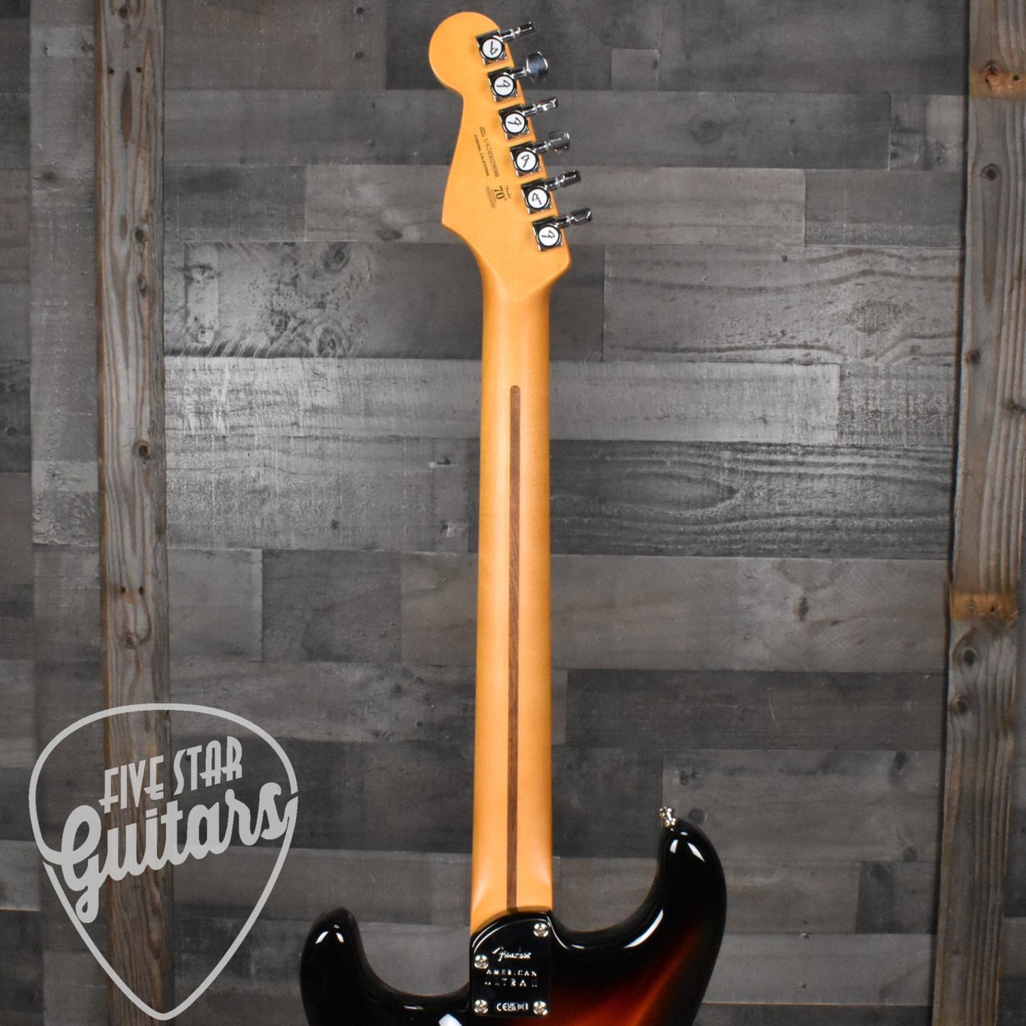 Fender American Ultra II Stratocaster HSS, Ebony Fingerboard - Ultraburst with Deluxe Molded Case