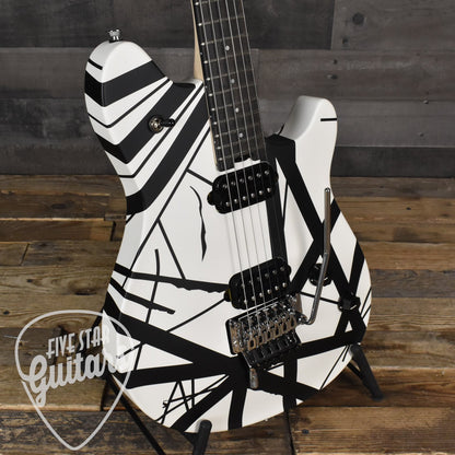 EVH Striped Series Wolfgang - Black and White with Gig Bag