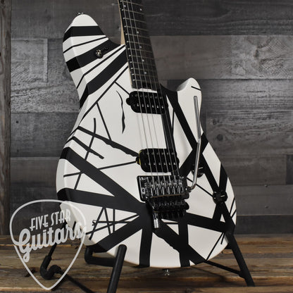 EVH Striped Series Wolfgang - Black and White with Gig Bag