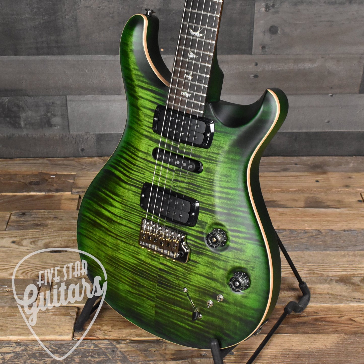 Paul Reed Smith Modern Eagle V Korina Wood Library - Jade Burst with Hard Shell Case