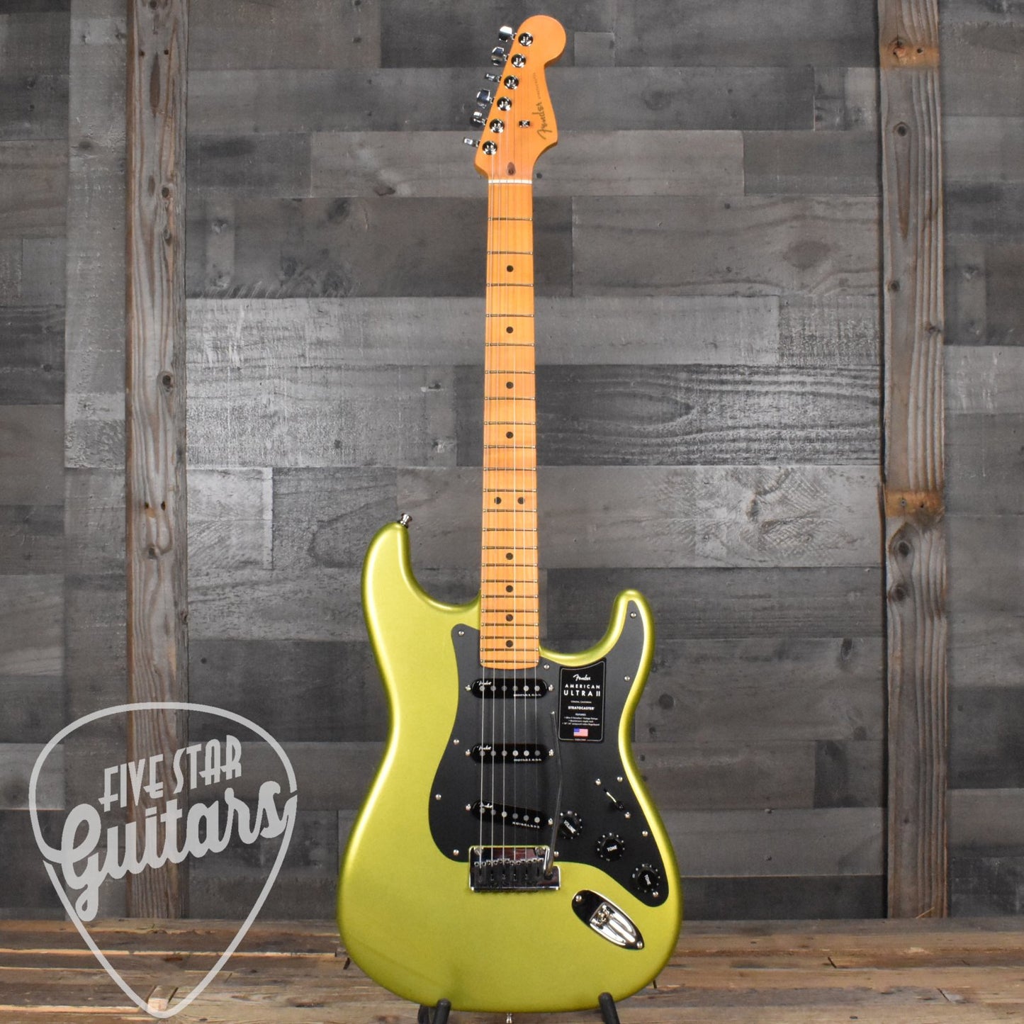 Fender American Ultra II Stratocaster, Maple Fingerboard - Solar Flare with Deluxe Molded Case