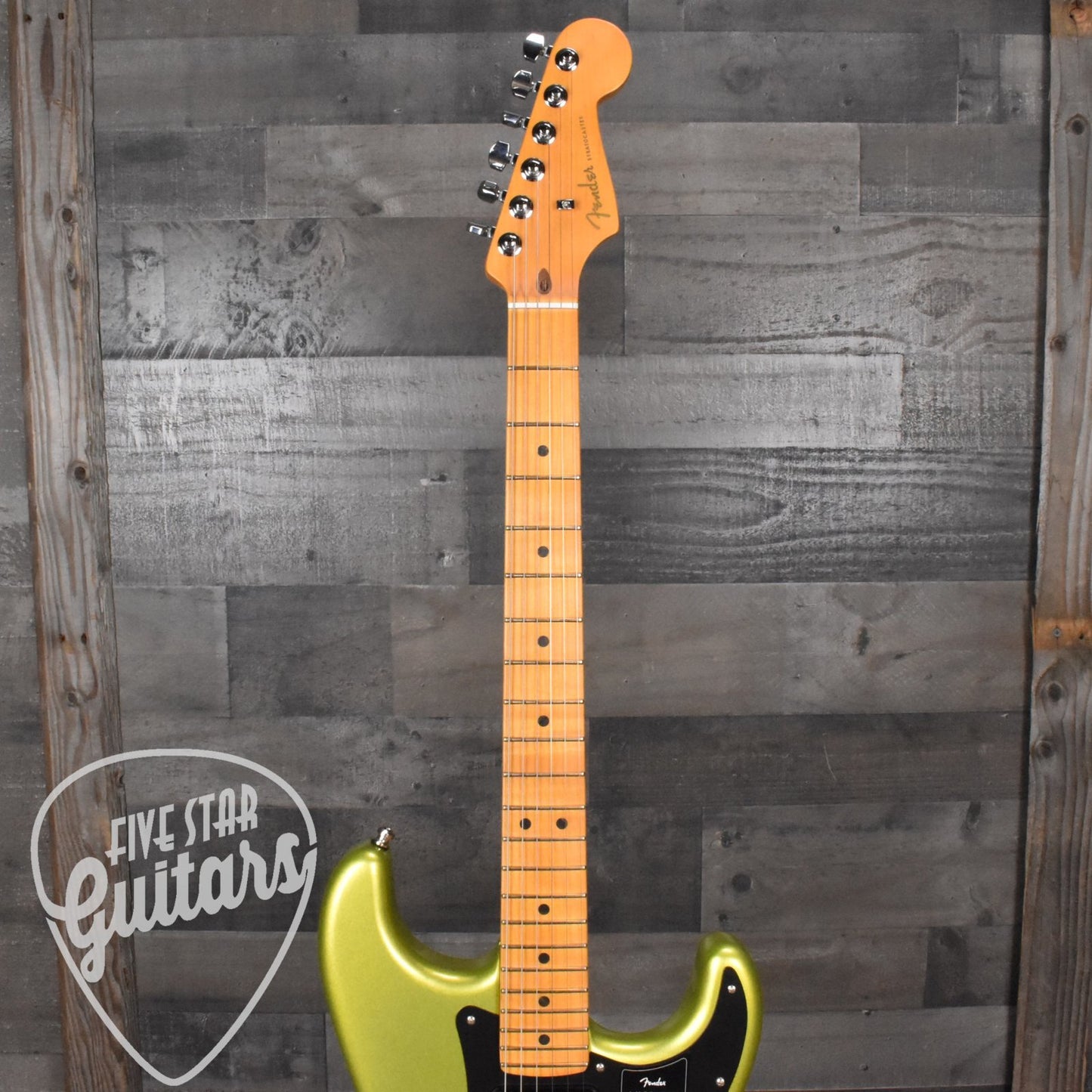 Fender American Ultra II Stratocaster, Maple Fingerboard - Solar Flare with Deluxe Molded Case