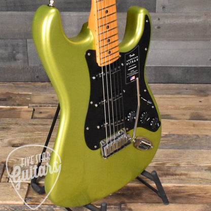 Fender American Ultra II Stratocaster, Maple Fingerboard - Solar Flare with Deluxe Molded Case