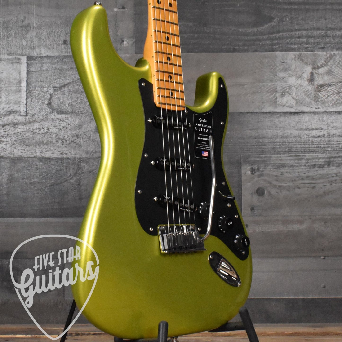 Fender American Ultra II Stratocaster, Maple Fingerboard - Solar Flare with Deluxe Molded Case