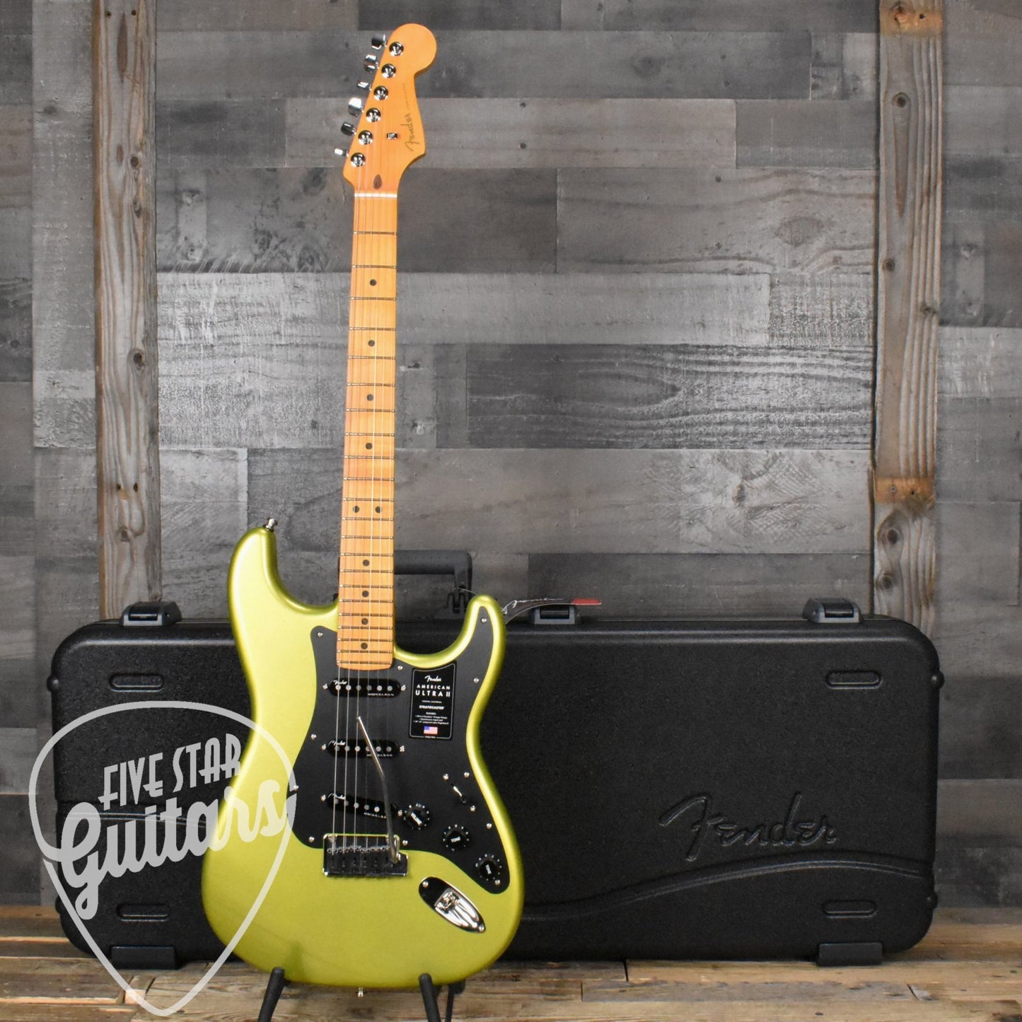 Fender American Ultra II Stratocaster, Maple Fingerboard - Solar Flare with Deluxe Molded Case