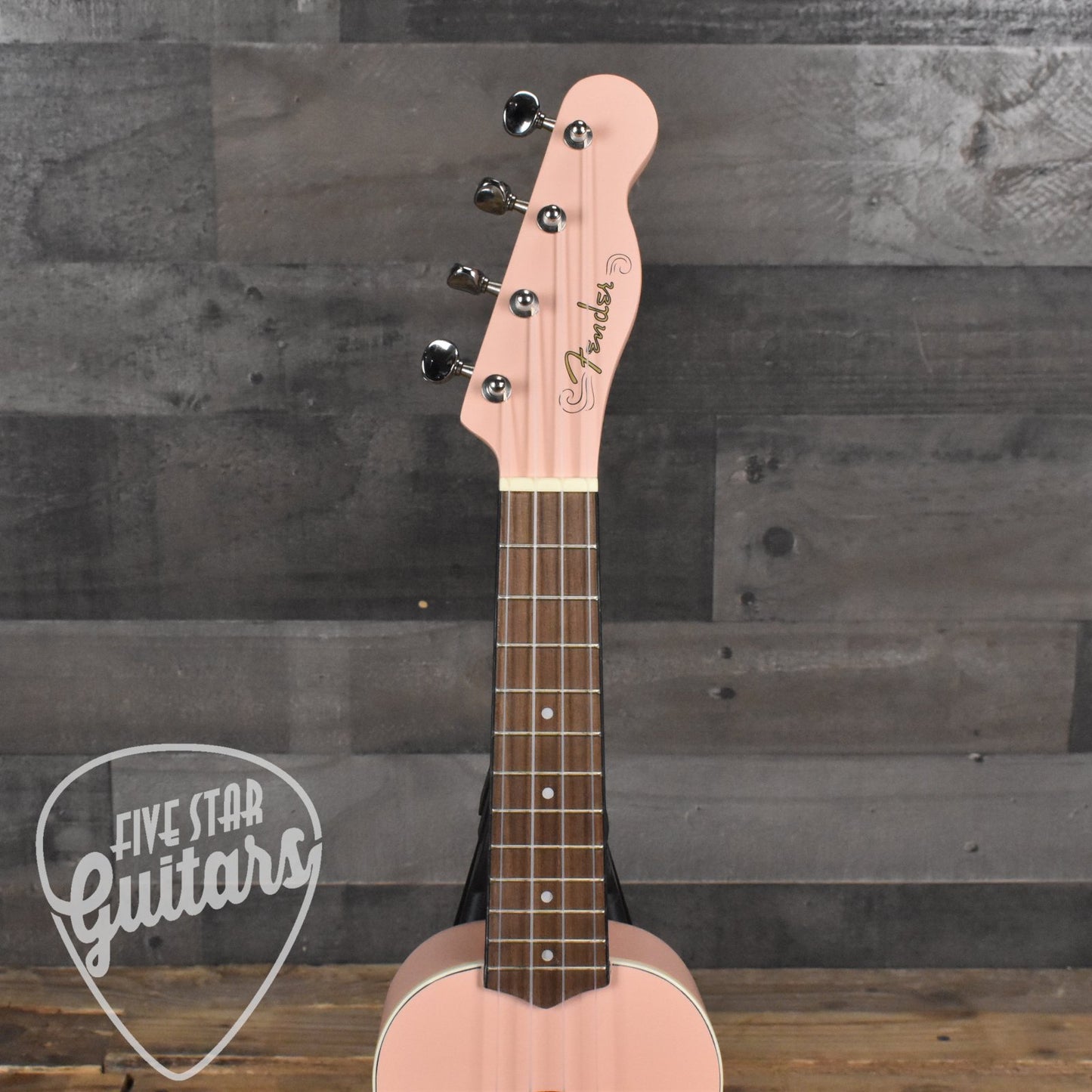 Fender Venice Soprano Ukulele Walnut Fingerboard - Shell Pink