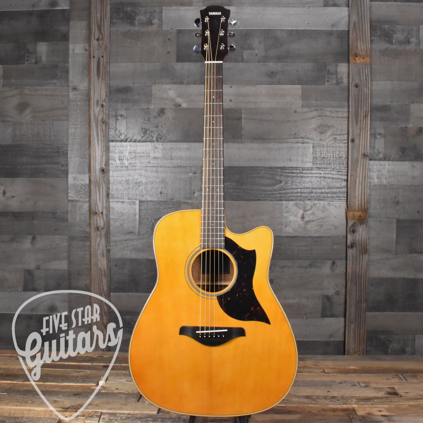 Yamaha A1M Acoustic/Electric - Vintage Natural