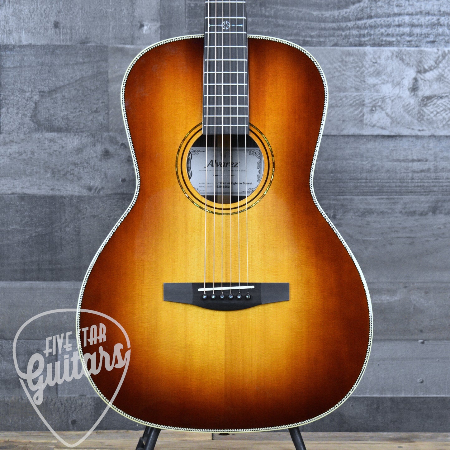 Alvarez Laureate 000-12 LT70e - Sunset with Gig Bag