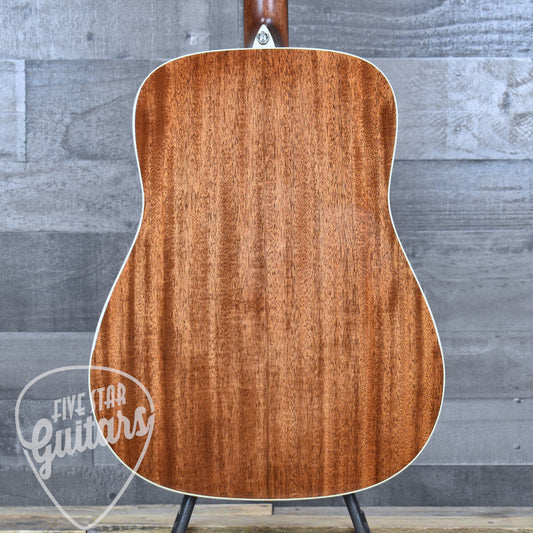 Alvarez Masterworks MD60e Dreadnought - Natural with Gig Bag