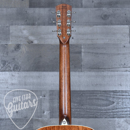 Alvarez Masterworks MD60e Dreadnought - Natural with Gig Bag