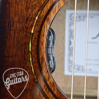 Alvarez Masterworks Parlor MP66e - Shadowburst with Gig Bag