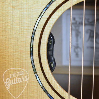 Alvarez Yairi Masterworks Grand Auditorium GYM80ce - Shadowburst with Hard Shell Case