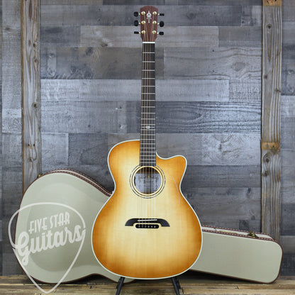 Alvarez Yairi Masterworks Grand Auditorium GYM80ce - Shadowburst with Hard Shell Case