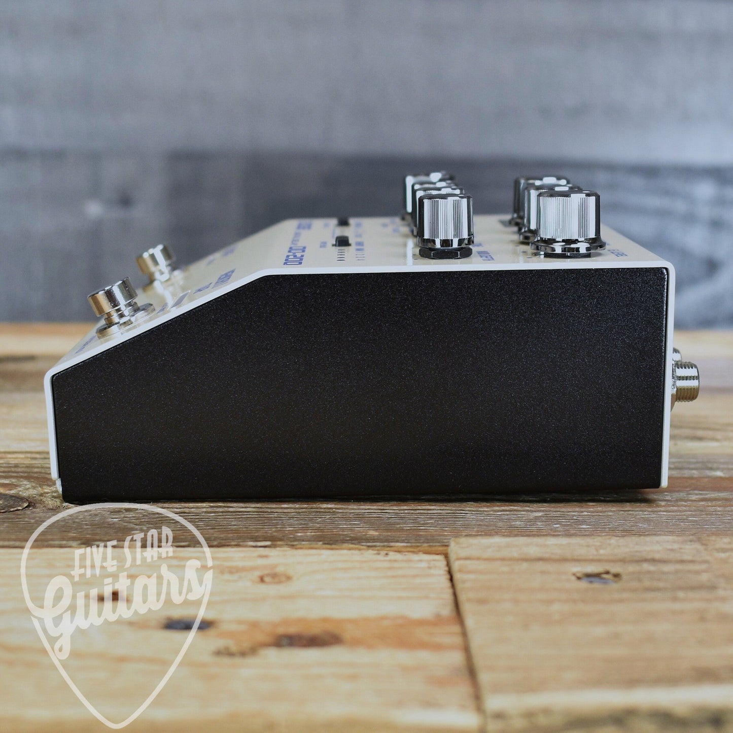 BOSS DD-200 Digital Delay