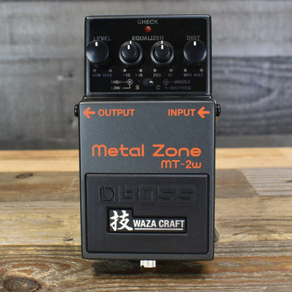 BOSS MT-2W Waza Craft Metal Zone