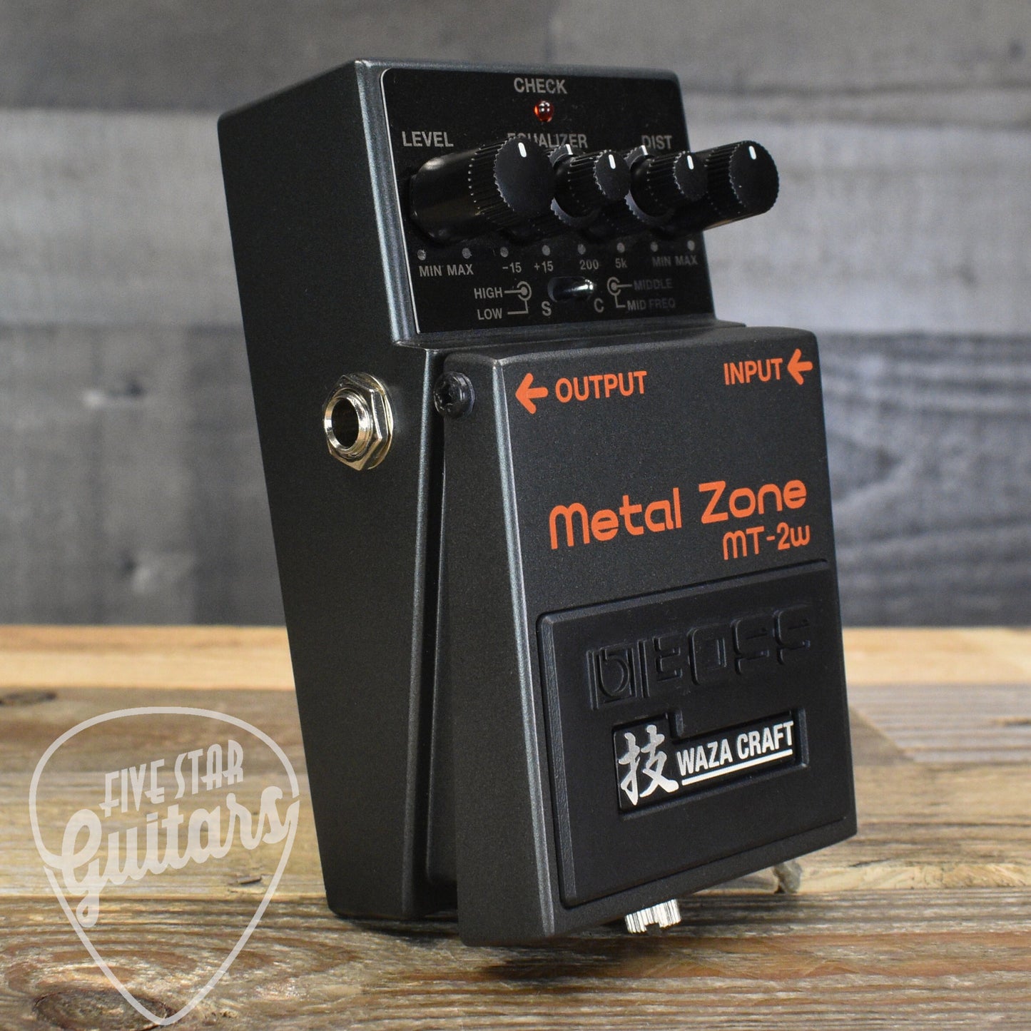 BOSS MT-2W Waza Craft Metal Zone