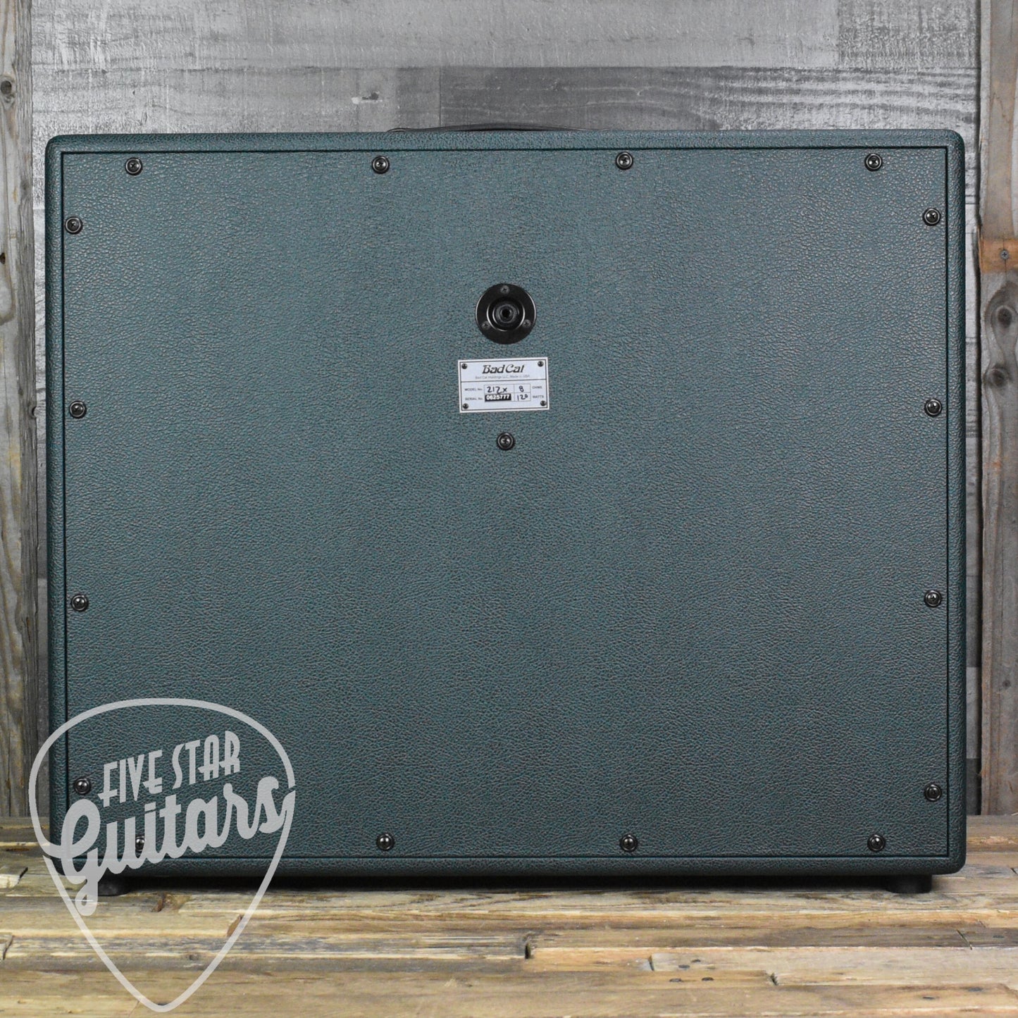 Bad Cat Lynx 2x12 Extension Speaker Cabinet - British Racing Green with Gold Grille and Piping