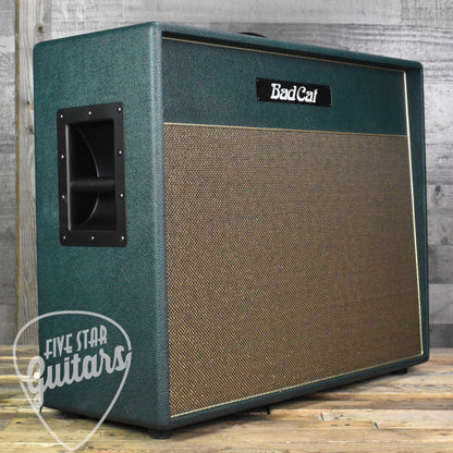 Bad Cat Lynx 2x12 Extension Speaker Cabinet - British Racing Green with Gold Grille and Piping