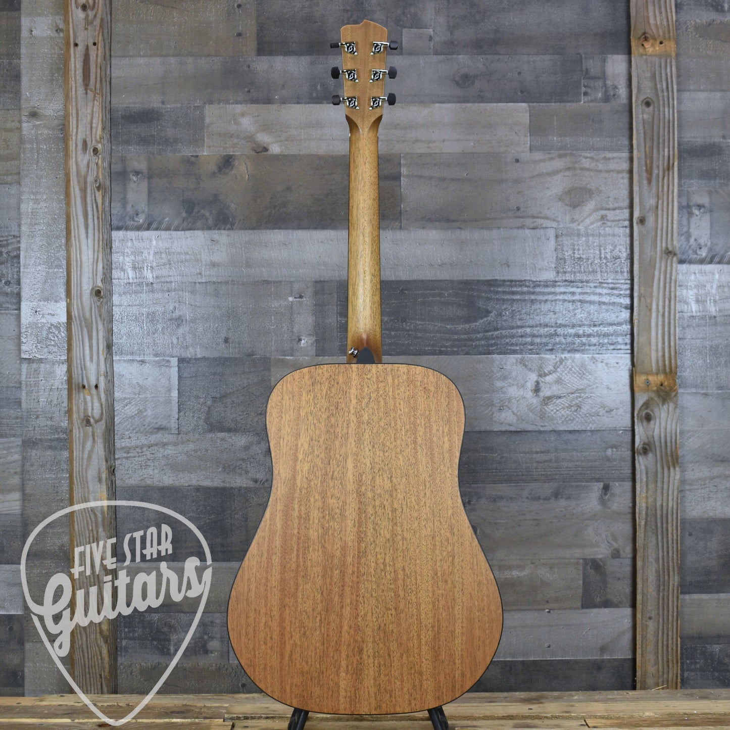 Breedlove Roots Dreadnought SMe - Edgeburst with Hardshell Case