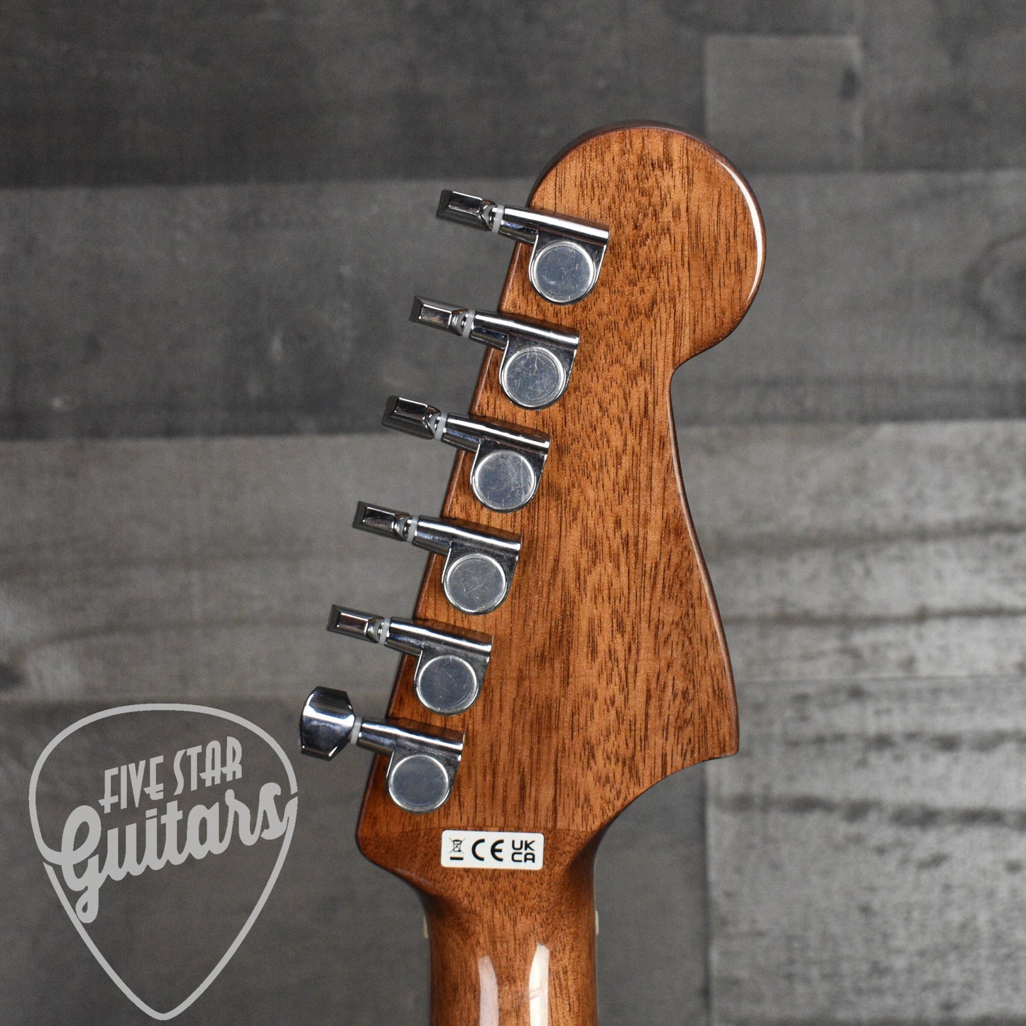 Fender California Standard Redondo Left-Handed Spruce Top Black Pickguard - Natural