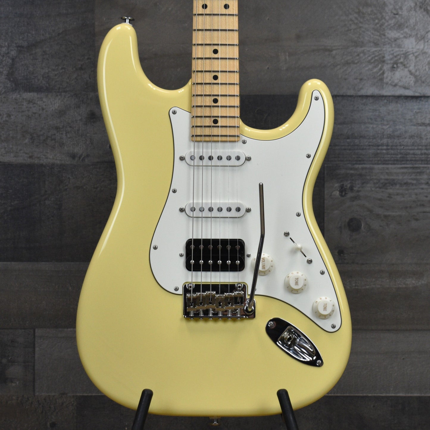 Certified Pre-Owned Suhr Classic S HSS - Vintage Yellow with Gig Bag