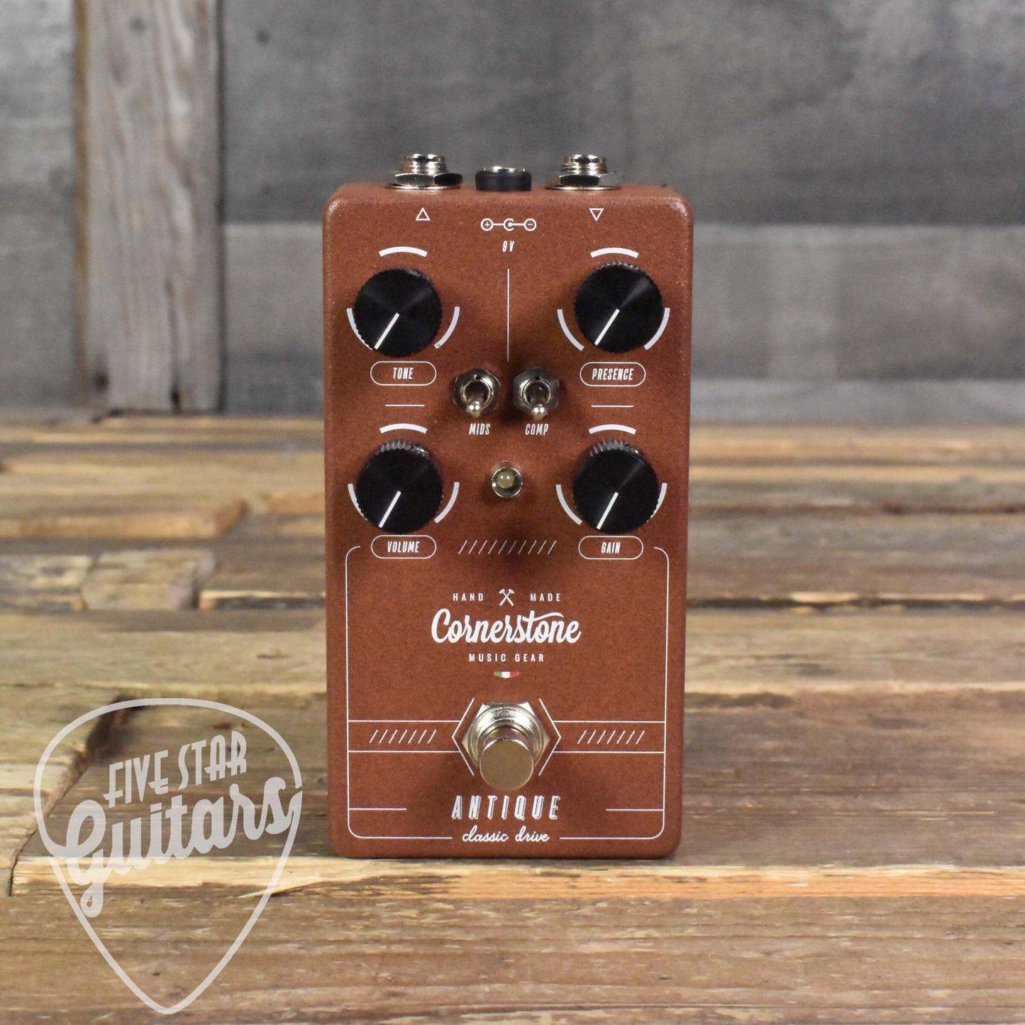 Cornerstone Antique Classic Drive V2